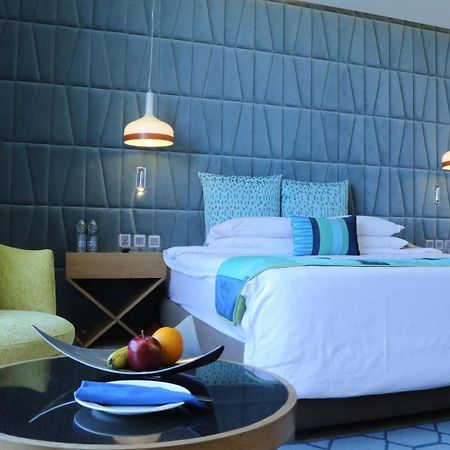 The Bellwood Suites Near Igi Airport Neu-Delhi Exterior foto